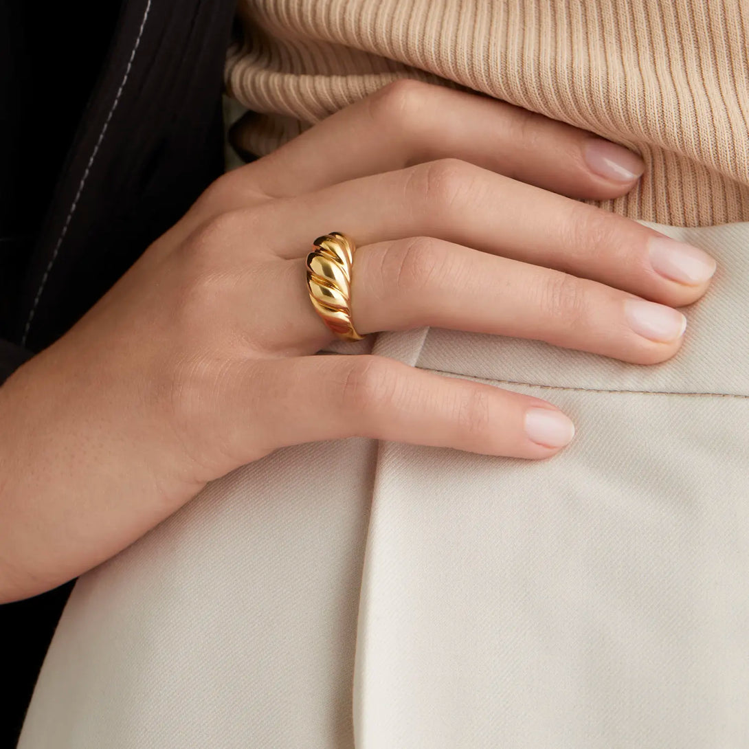 Croissant Dôme Ring - - OOTDY