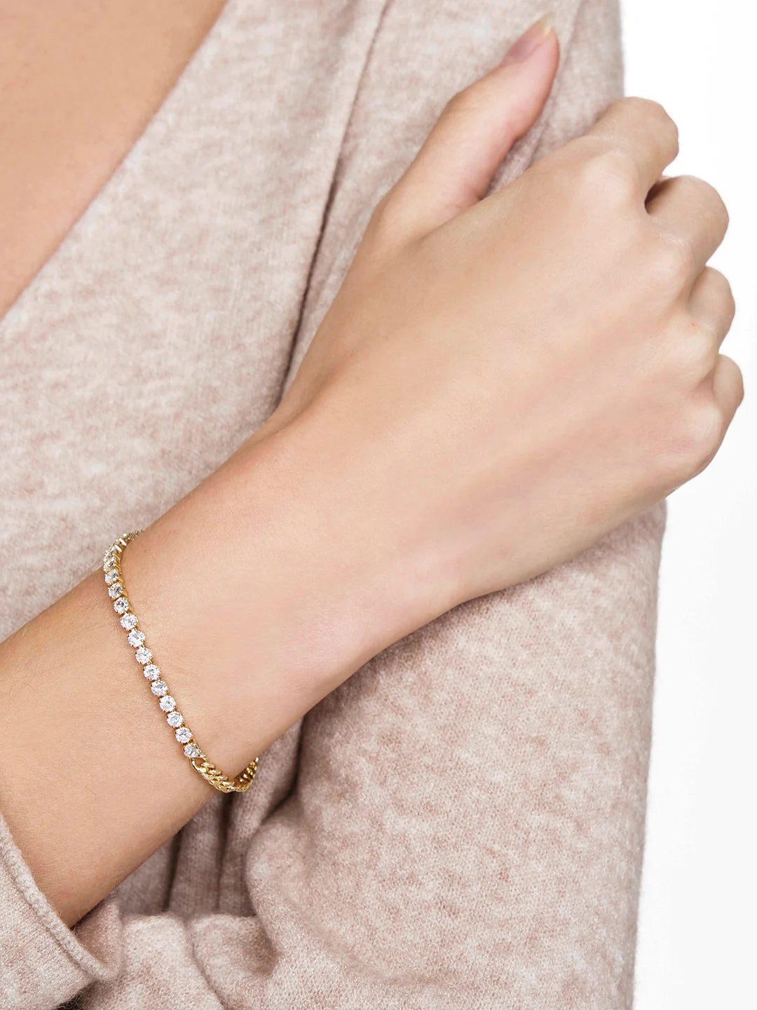 Delicate Herringbone Bracelet - OOTDY