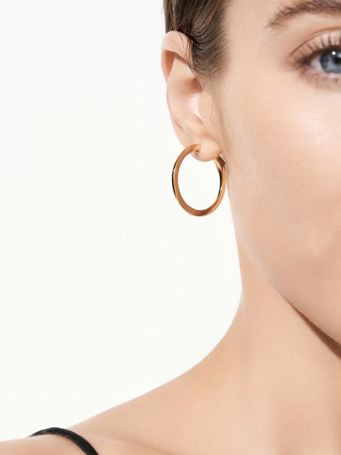 Delicate Thin Round Hoop Earrings - OOTDY