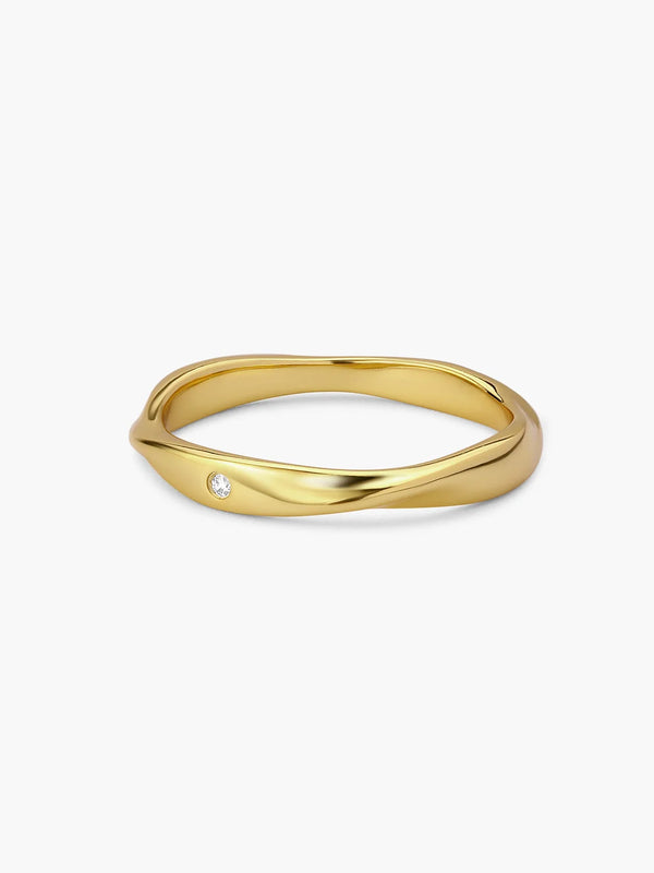 Delicate Twisted Mobius Band Ring - OOTDY